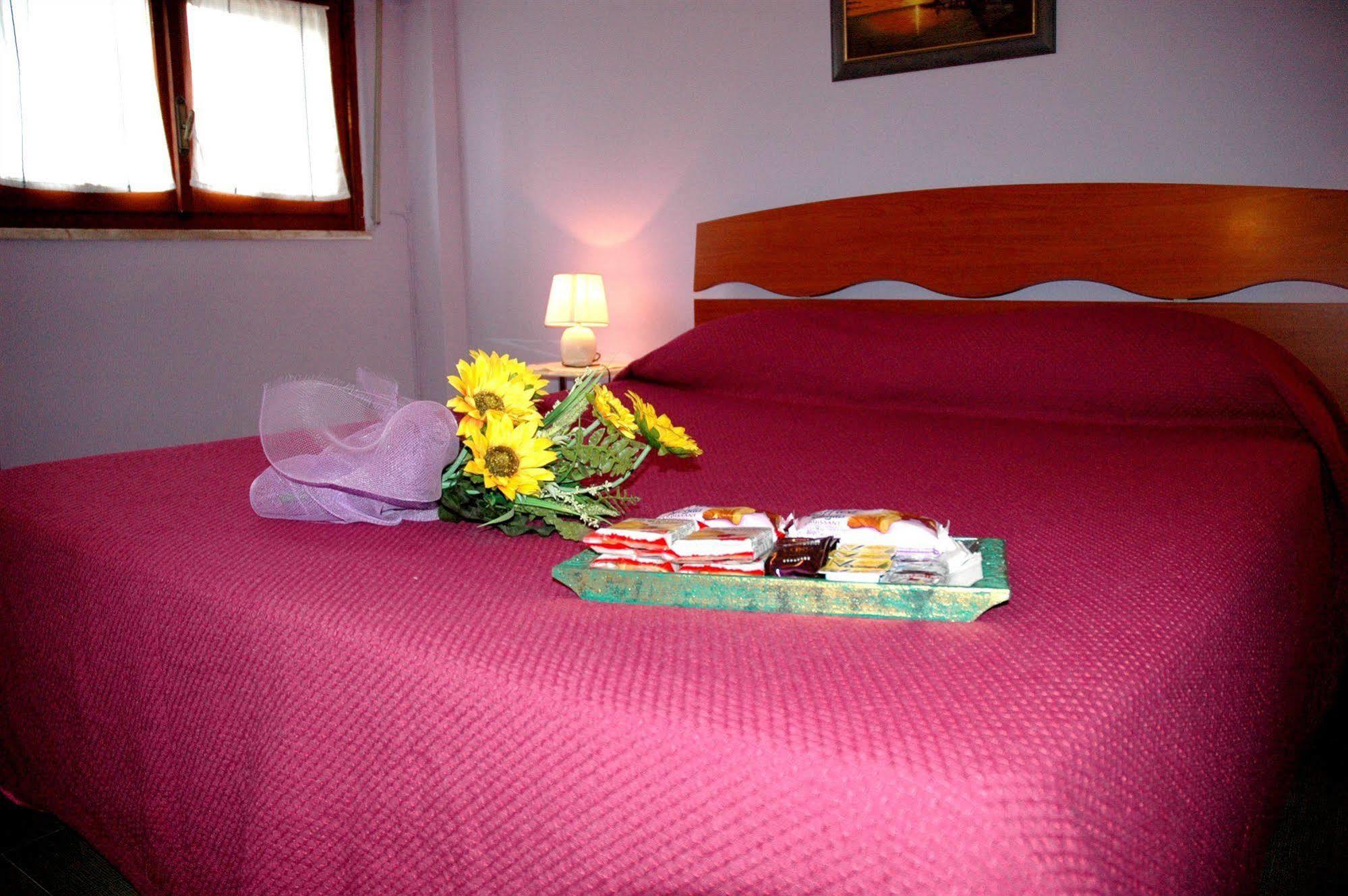 Cassiodoro Rooms Affittacamere Катандзаро Экстерьер фото